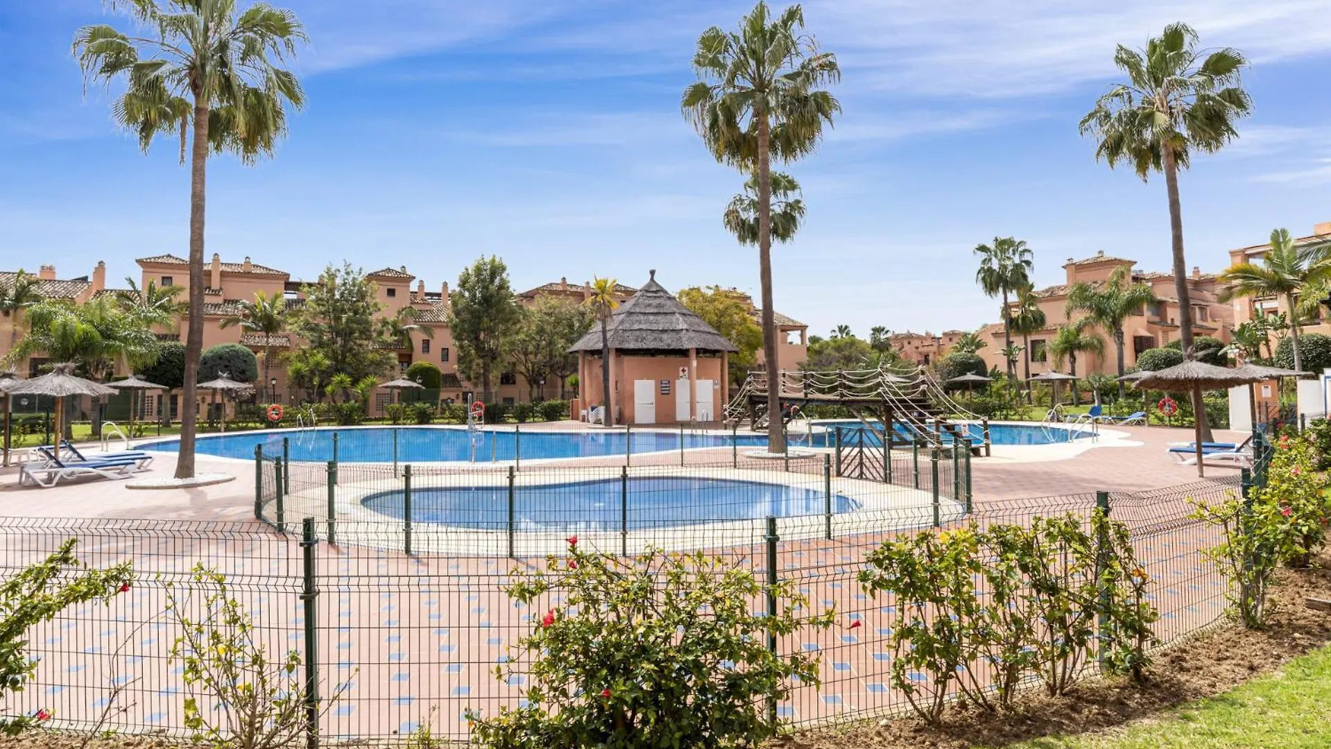 Hacienda Del Sol Apartment Estepona 0*,  Spain